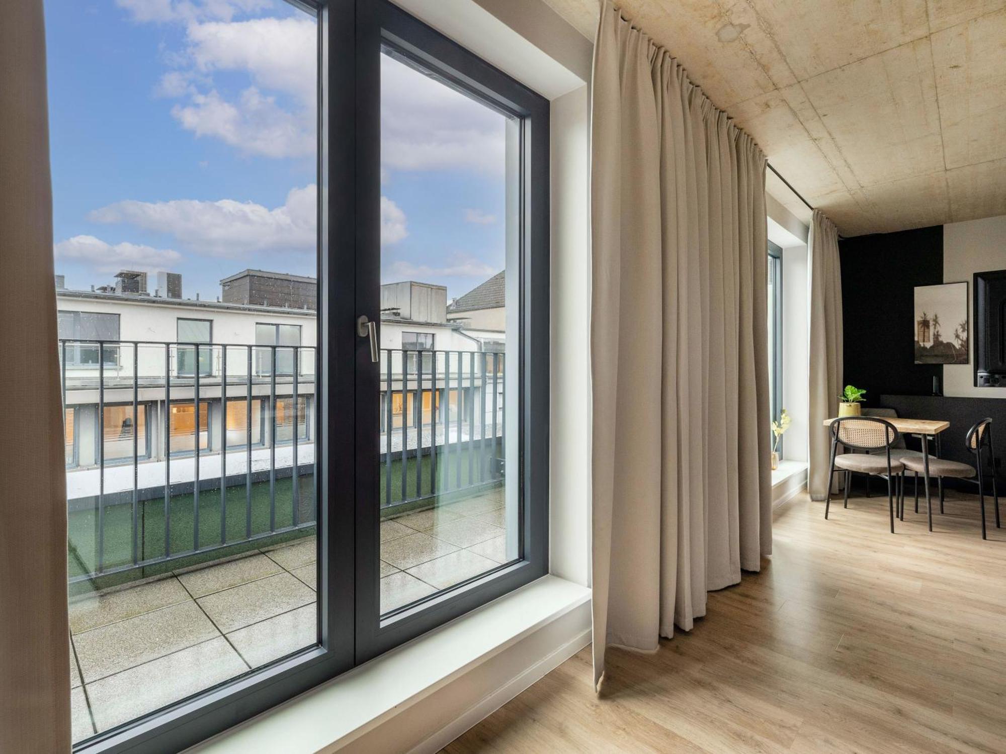 Limehome Duesseldorf Stresemannstrasse - Digital Access חדר תמונה